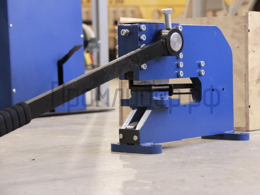 ручной дыропробивной станок д-8