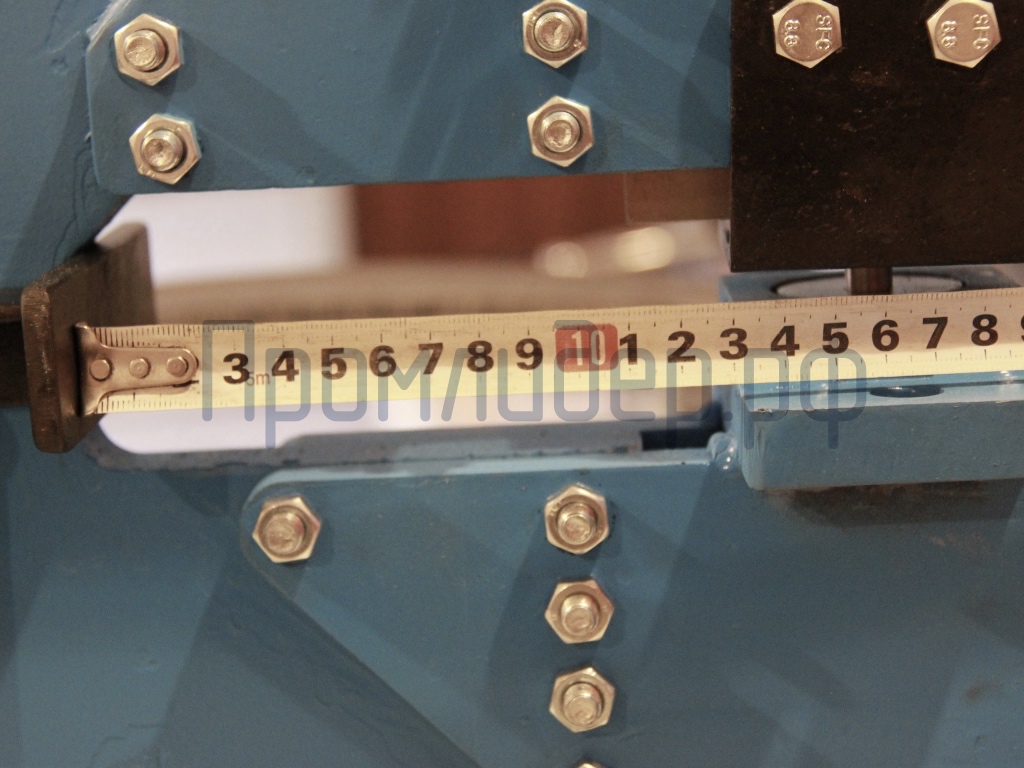 ручной дыропробивной станок д-8