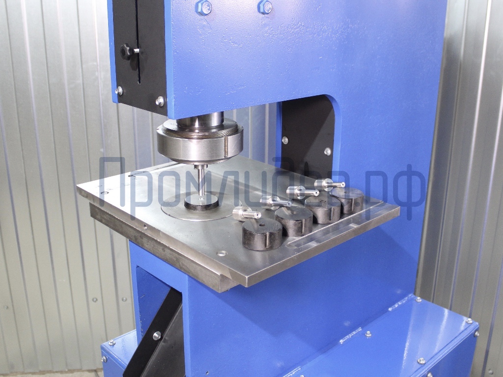 гидравлический пресс ГДП