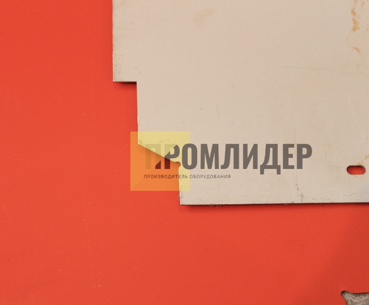 угол фасадной кассеты